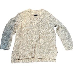 CHAPS tan cream and gold b-neck acrylic sweater